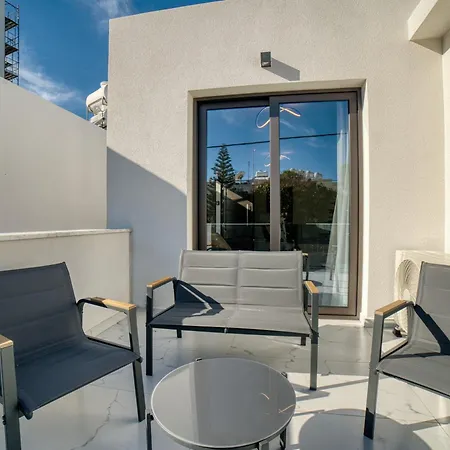 Seaview One Bedroom At Harbour